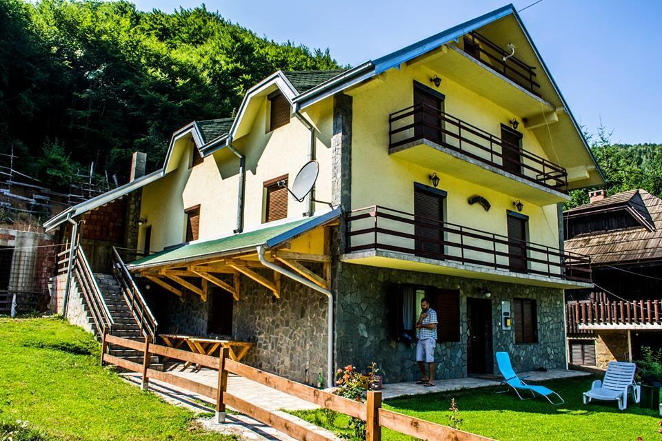 Apartments Vila Djurdja Kopaonik Exteriör bild
